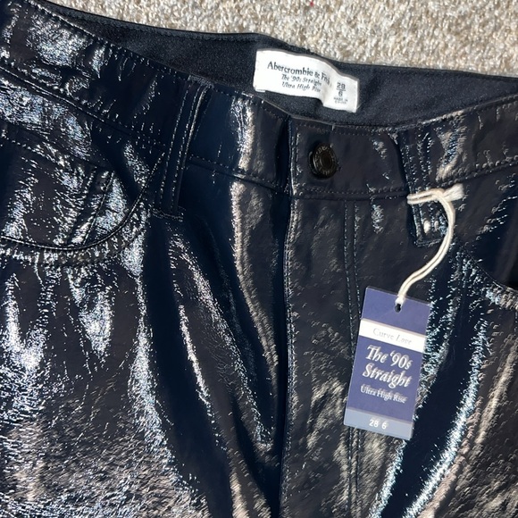 NWT Abercrombie&Fitch Curve Love The 90’s Straight Ultra HR Vegan Leather Size28 - Picture 8 of 14
